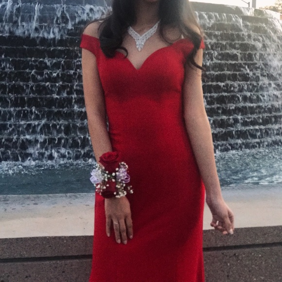 Prom Dress - Picture 3 of 4